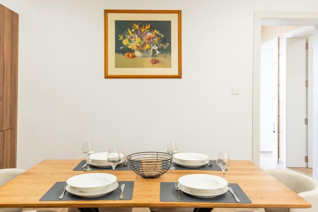 Ferienhaus Exclusive Seafront Townhouse Sliema, Valletta View